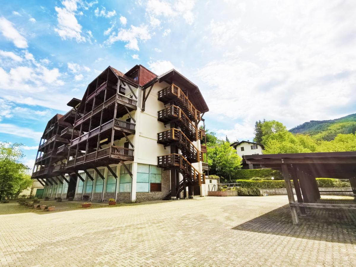 Granchalet Sul Cimone 103 Монтекрето Экстерьер фото